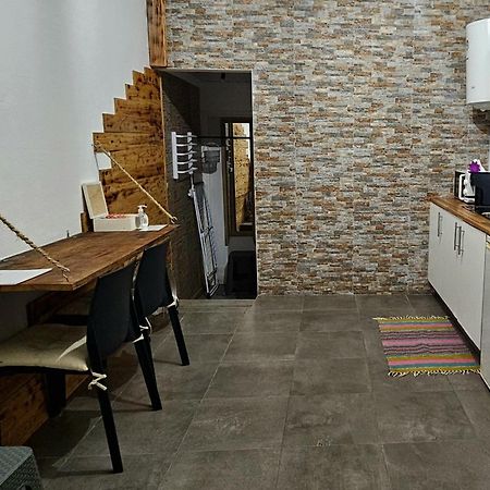 Ponta Delgada Al - Studio To Travelers מראה חיצוני תמונה